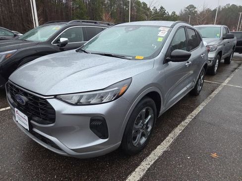 Used 2024 Ford Escape ST-Line image 6