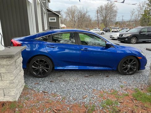 Used 2019 Honda Civic Sport image 4