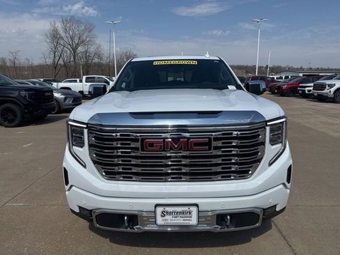 Used 2024 GMC Sierra 1500 Denali w/ Denali Reserve Package image 11