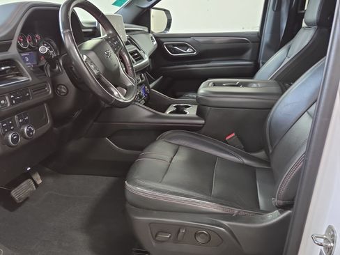 Used 2021 Chevrolet Tahoe RST w/ Luxury Package AWD/4WD image 5