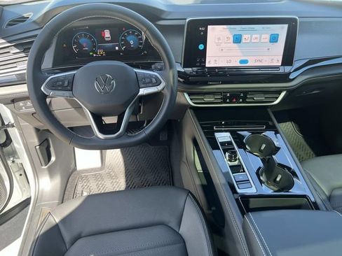 New 2026 Volkswagen Atlas Cross Sport SEL AWD/4WD image 21