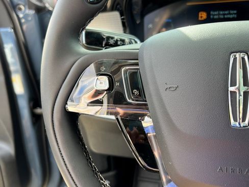 New 2026 Lincoln Corsair Premiere image 20