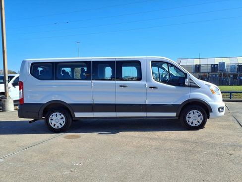 Used 2021 Ford Transit 350 XLT image 8