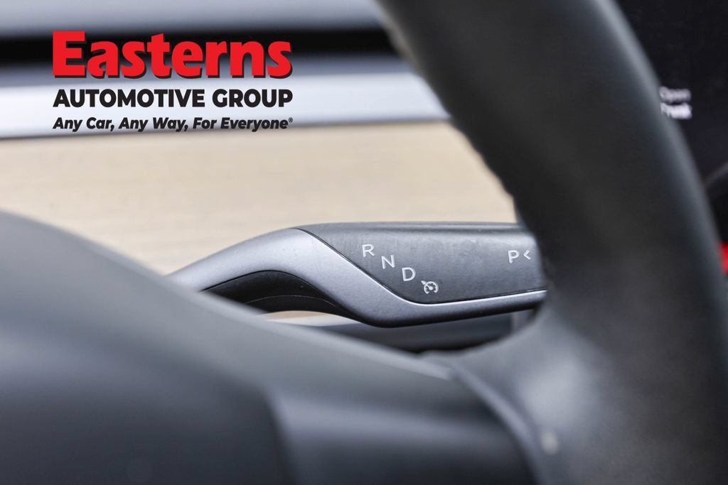 Used 2023 Tesla Model 3 Standard Range RWD image 13