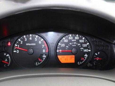 Used 2015 Nissan Frontier SV RWD image 24