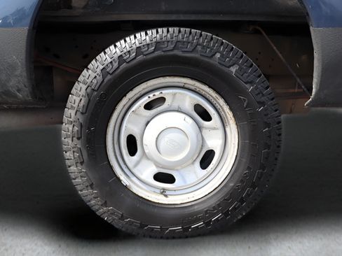 Used 2013 Ford F250 XL w/ PWR Equipment Group AWD/4WD image 26
