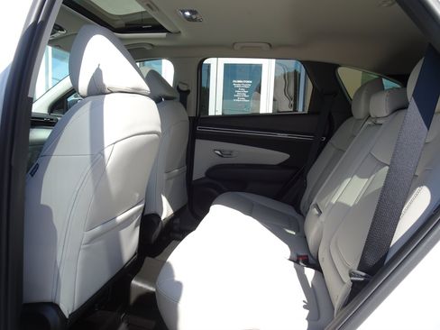 Used 2024 Hyundai Tucson SEL w/ Convenience Package AWD/4WD image 15
