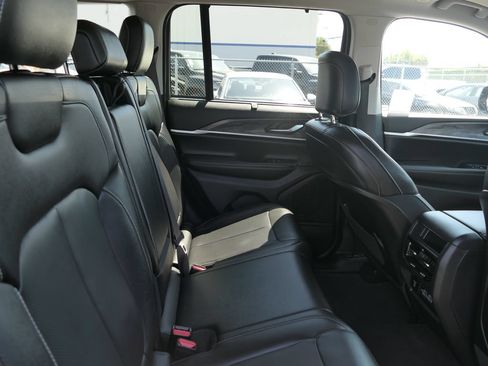 Used 2023 Jeep Grand Cherokee Limited w/ Luxury Tech Group II RWD image 22