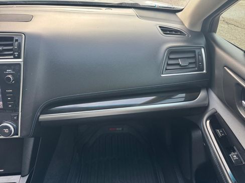 Used 2018 Subaru Legacy 2.5i Sport image 20