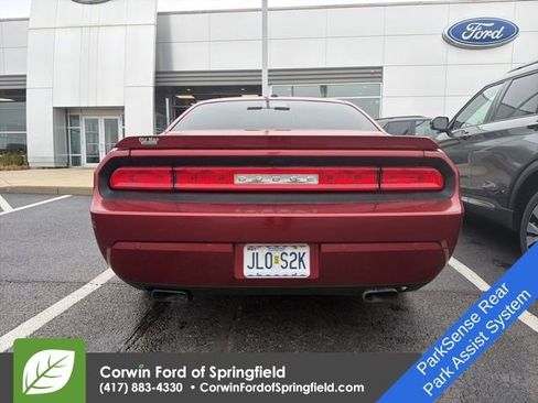 Used 2014 Dodge Challenger R/T image 7