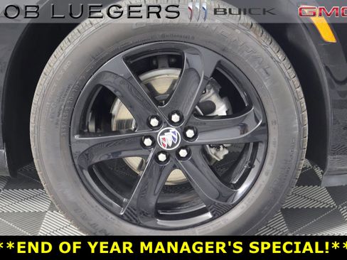 Certified 2022 Buick Enclave Essence w/ Experience Buick Package image 3