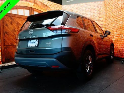Used 2023 Nissan Rogue S image 7