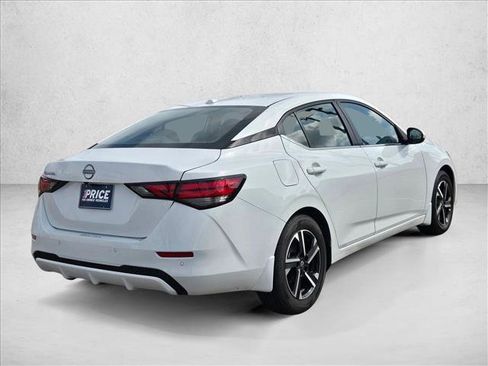 Used 2025 Nissan Sentra SV w/ All-Weather Package image 5