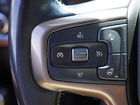 Certified 2021 Chevrolet Silverado 1500 High Country w/ Technology Package image 37