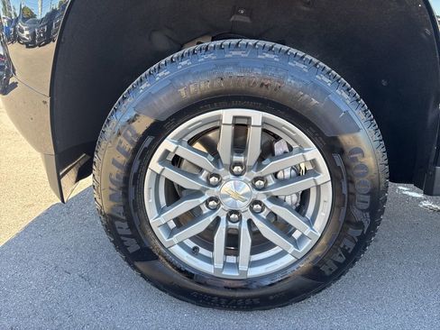 Certified 2024 Chevrolet Colorado LT w/ LT Convenience Package image 27