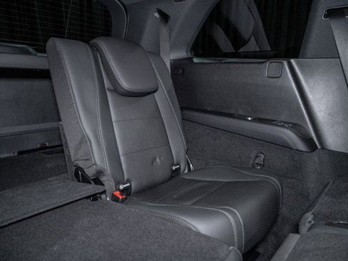 Certified 2025 Mercedes-Benz GLS 450 4MATIC image 14