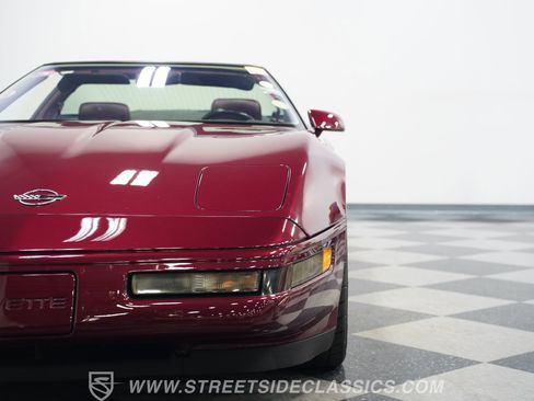 Used 1993 Chevrolet Corvette ZR1 image 19