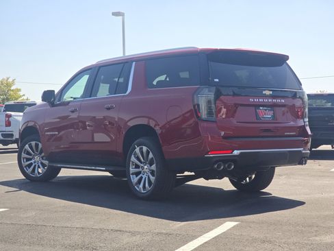 New 2025 Chevrolet Suburban Premier image 15