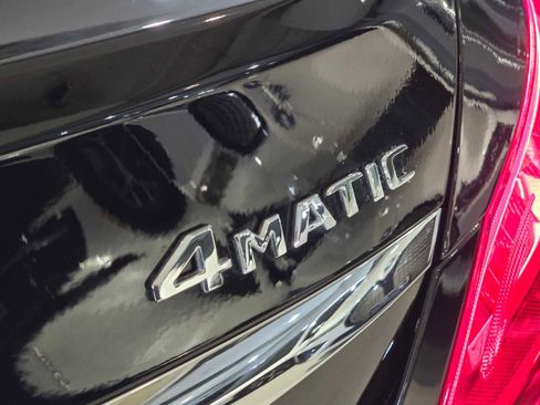Used 2018 Mercedes-Benz C 300 4MATIC Sedan image 17