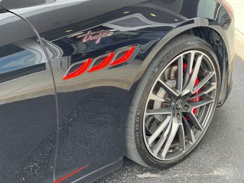 Used 2022 Maserati Quattroporte Trofeo image 23