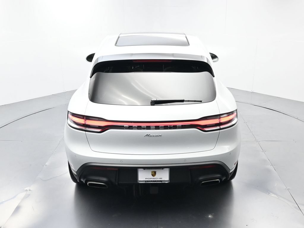 Certified 2026 Porsche Macan AWD/4WD image 37