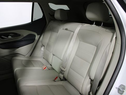 Used 2022 GMC Terrain Denali w/ Denali Premium Package image 36