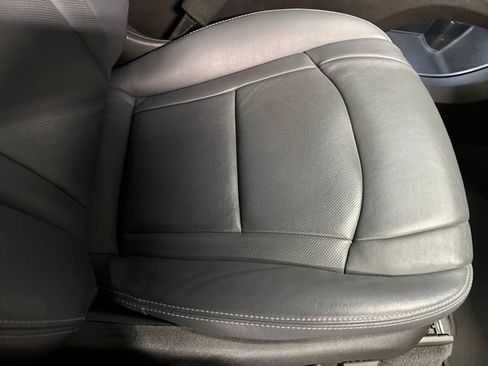 Used 2023 Buick Enclave Essence w/ Experience Buick Package image 33