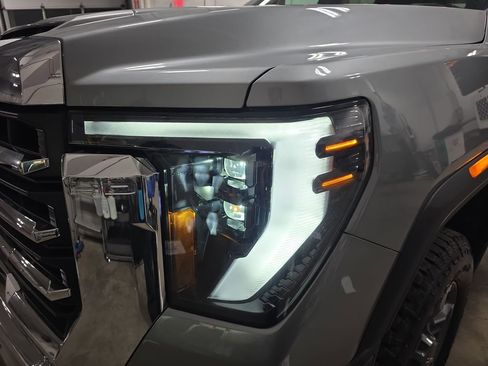 New 2026 GMC Sierra 2500 SLE image 34