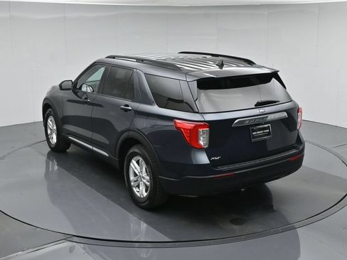 Used 2023 Ford Explorer XLT RWD image 39