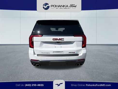 Used 2025 GMC Yukon AT4 w/ AT4 Premium Package AWD/4WD image 6