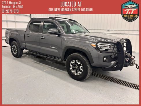 Used 2019 Toyota Tacoma TRD Off-Road w/ TRD Premium Off Road Package AWD/4WD image 21