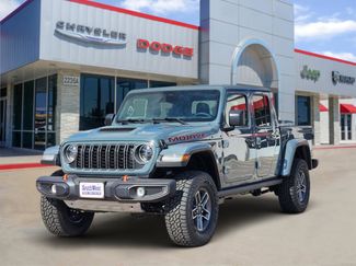 New 2026 Jeep Gladiator Mojave video 2