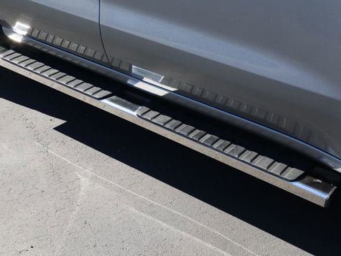 Used 2020 Chevrolet Silverado 1500 Custom w/ Custom Value Package image 10