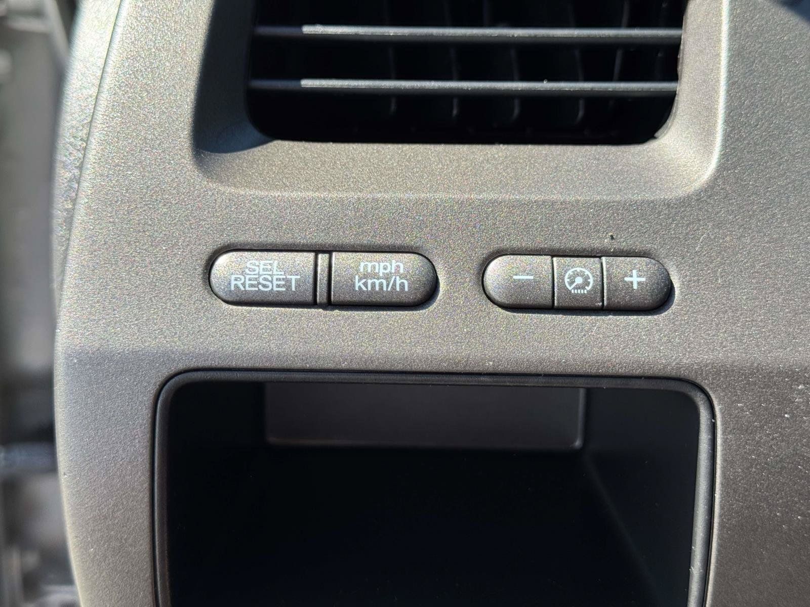 Used 2011 Honda Civic DX-VP image 17