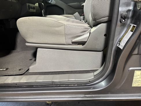 Used 2020 Nissan Frontier SV RWD image 30