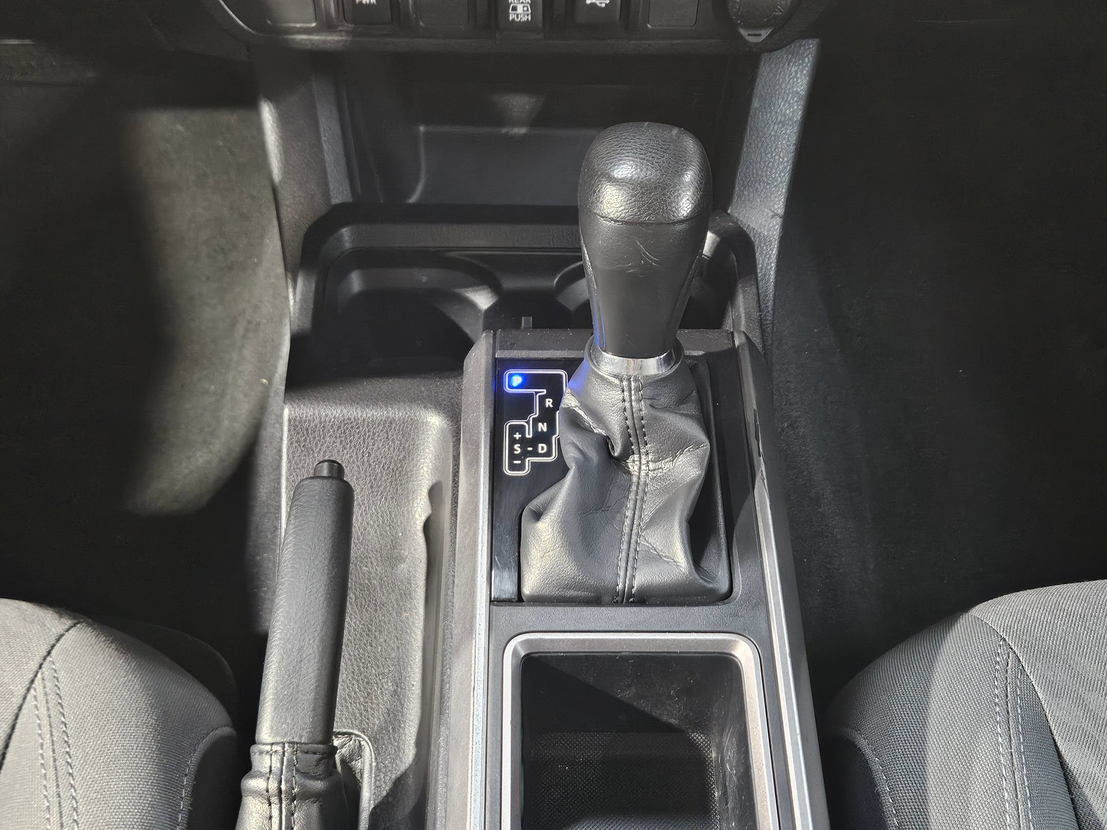 Used 2023 Toyota Tacoma SR5 RWD image 13