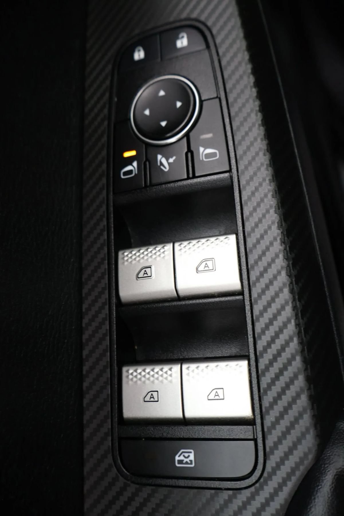 Used 2024 Mitsubishi Outlander Ralliart AWD/4WD image 18