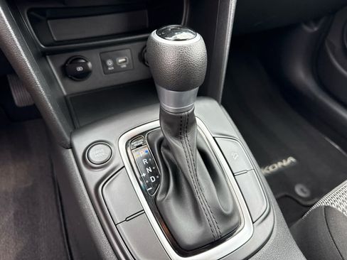 Used 2020 Hyundai Kona SE FWD image 18