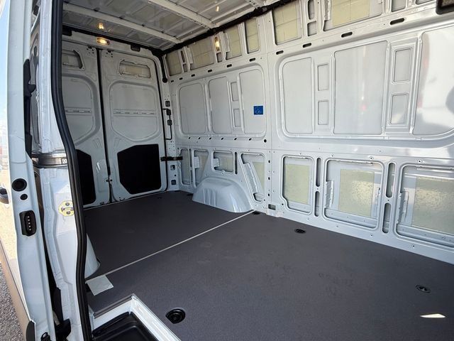 New 2026 Mercedes-Benz Sprinter 2500 image 22