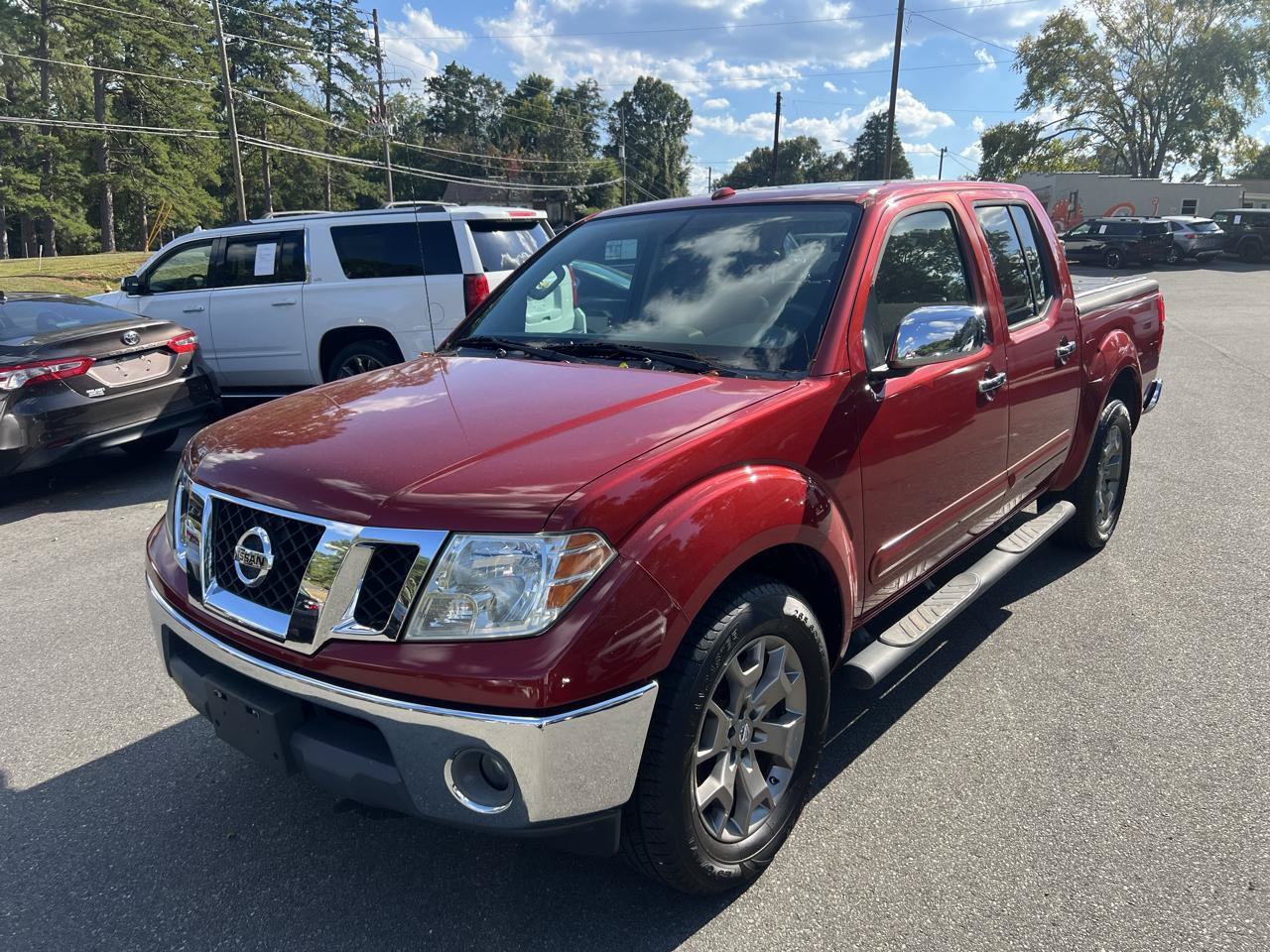 Used 2016 Nissan Frontier SL w/ Moonroof Package RWD image 1