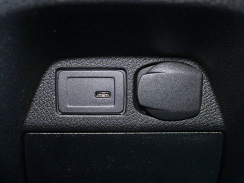 Used 2026 Mercedes-Benz Sprinter 144 Cargo image 20