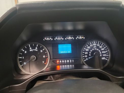 Used 2016 Ford F150 XLT w/ XTR Package image 21