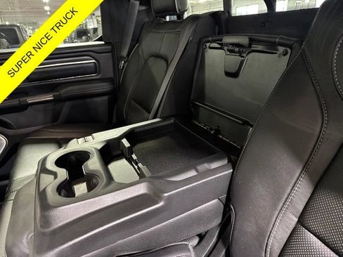 Used 2020 RAM 1500 Limited w/ Black Appearance Package AWD/4WD image 35