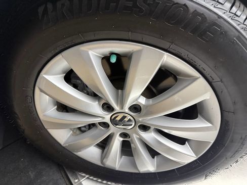 Used 2015 Volkswagen Passat 1.8T Wolfsburg Edition FWD image 28