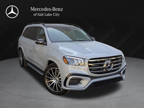 New 2026 Mercedes-Benz GLS 580 4MATIC image 1