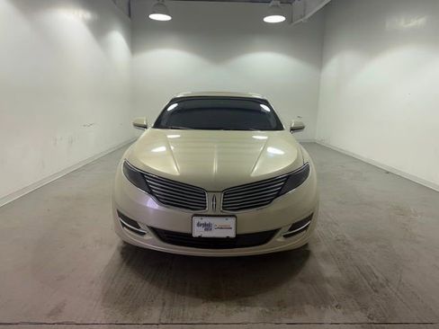 Used 2015 Lincoln MKZ w/ Equipment Group 102A Reserve image 2