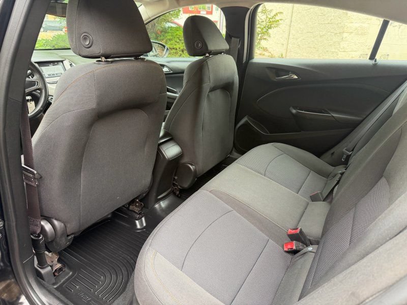 Used 2017 Chevrolet Cruze LS FWD image 14