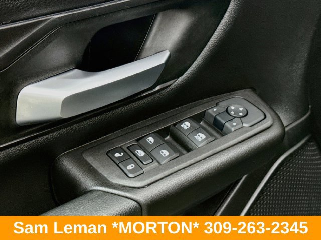 Used 2025 RAM 1500 Warlock AWD/4WD image 17