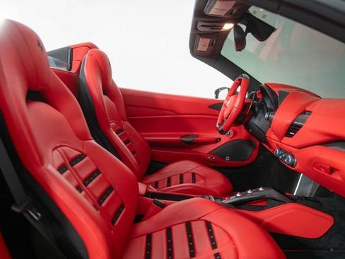 Used 2018 Ferrari 488 Spider RWD image 28