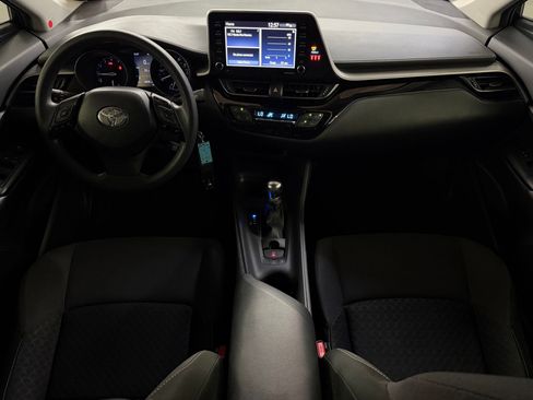 Used 2021 Toyota C-HR LE image 14